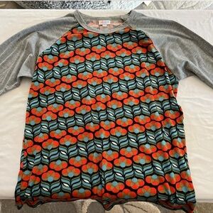 LULAROE MID SLEEVE TOP